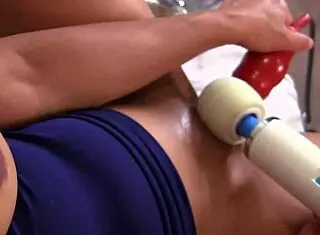 Scott rhodes fucks maxine x's cunt before