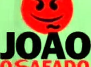 Massive tool black chef shows off while in shower