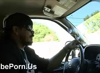 i love these big tits, they're so bouncy and stuff