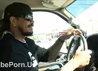 i love these big tits, they're so bouncy and stuff