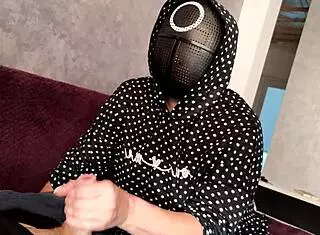 i jerked off a member's dick and he came on my tits