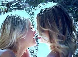 I'm enchanted by lesbians Scarlet Red and Blake Eden licking shaved pussies