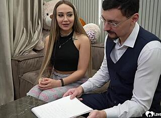 Kiraya Karşı Ev Sahibimi Sert Sikişiyorum