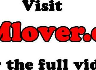 Vrei să vezi babe cu fund mare cum li se ling fundurile?