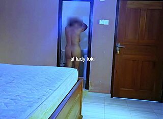 배달원 나타나다, 내가 아내 박고 있을 때?