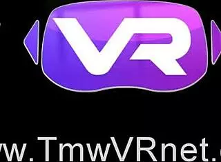 Ofelia trimble combines fashion with intense solo masturbation!