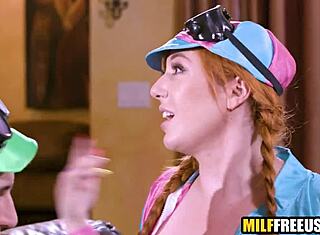 Sexig fyrmannalag med Hailey Rose och Cassidy Luxe