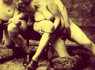 vintage threesome fun 😘