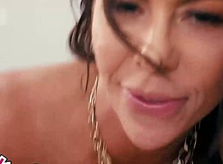 หมอ Alexis Fawx ช่วย Annabel Redd ด้วยเซ็กซ์รักษาอย่างดุเดือด