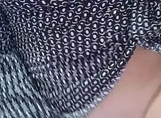 Watch this milf masturbate with her feet on video call, talking dirty the whole time