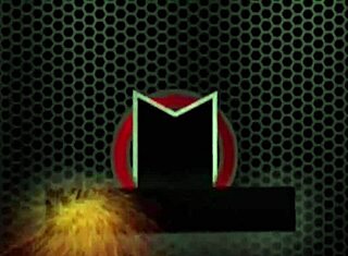 Katso Vienna Black antaa blowjobia ja sormittaa POV-maniassa!