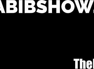 Liv Wilds tjocka Texas-kropp blir intensivt knullad av Yella i grannskapsintro