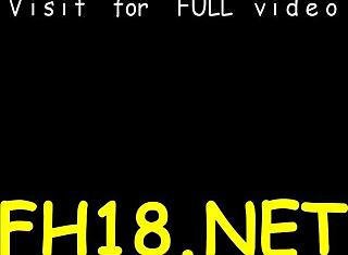 Hed 18-årig sød pige kneppet hårdt af sin gummi pik