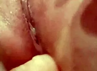 i can’t stop with this chubby anal toy destroying my ass in homemade vid