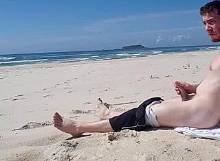 Első amatőr TITFUCK és BLOWJOB nagy természetes cicikkel