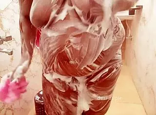 Bengali wife taking bath 😊