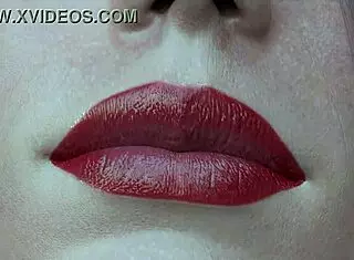 giantess stomping through the city in this cool animation, free version! 😎