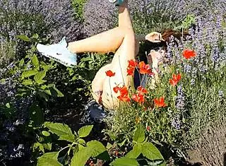 Butt plug flashing and peeing in lavender fields, so wild!