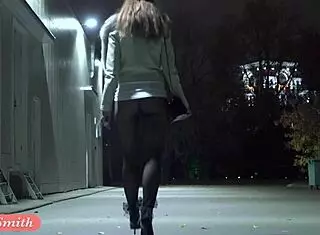 Jeny Smith Walks Publicly Exposed