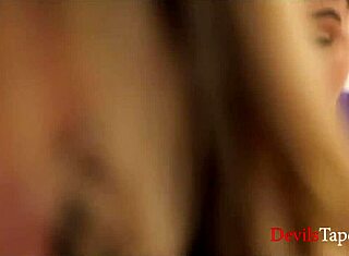 Függő vagyok, mint a mostohaanya Makayla Cox a vad kemény akcióban