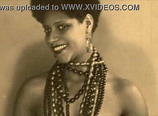 Ehi, Guarda Questo Vintage Anale Interrazziale con Bella Nera Pelosa Che Viene Sodomizzata!