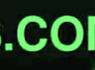 Watch her reach climax and comment