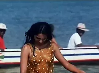 Indian Actress Kitu Gidwani Appears Topless In French Movie Black