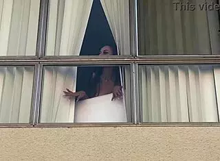 Curvy Beauty Ava Valentina Meets Rome Major