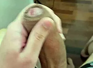 young twink jerks off solo