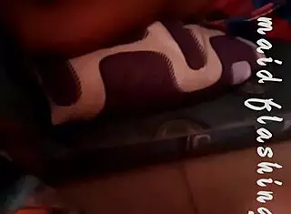 putita cachonda licks my huge dick 😜