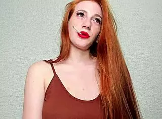 putita cachonda grips my monster dick 🍆