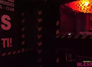 i meeted a suprise from my gay freind at the gloryhole