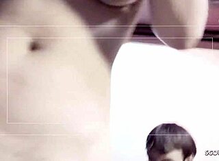 Hé Melissa, gangbang sans capote avec une ado 18+ aux seins tombants !