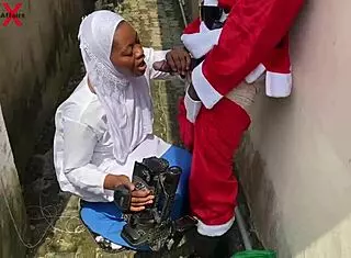 Happy Christmas Fuck With Santa And Sexy Babe On Hijab Please Subscribe Red