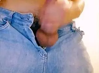 That big cock gay guy on webcam masturbating is hot.