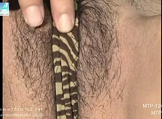 st-03-1 chaku ero fetish shooting panties crotch skirt amateur image?