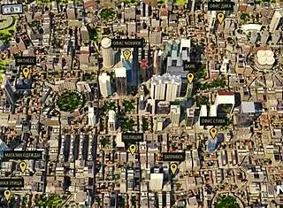 she shows her ass to the boss in fashion business