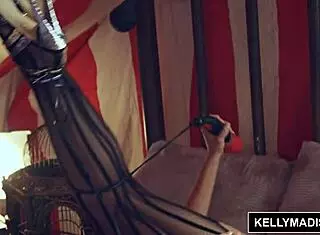 kelly madison flashes her huge tits outdoors