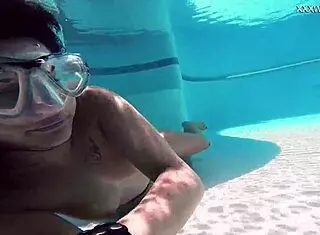 Look At Brita Piskova Masturbating Her Tight Pussy Underwater In The Pool!