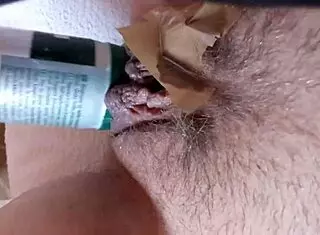 Housewife indulges in masturbation while flashing neighbors