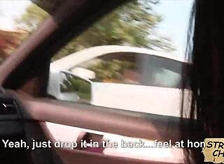 Yo, hete tiener 18+ Kira Queen neukt voor een lift! 🚗