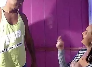 Comendo A Coroa Gostosona Depois De Trocar Seu Chuveiro Com Pau Grande E Boceta Molhada.