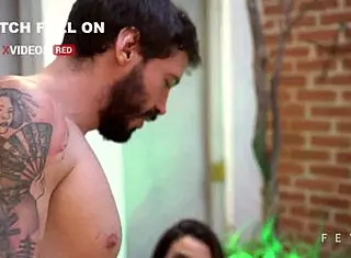 Trisal Fodendo Gostoso Em Sua Casa De Veraneio