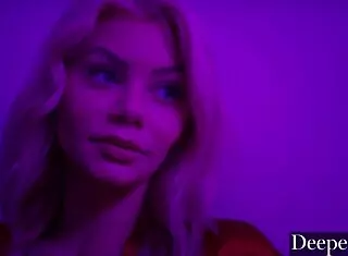 Deeper threesome with twinlike blondes Riley and Elsa.