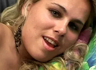 i give blowjob to horny wife in anal sex