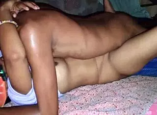 Desi bhabhi squirts on devar during doggystyle sex in hindi hd video