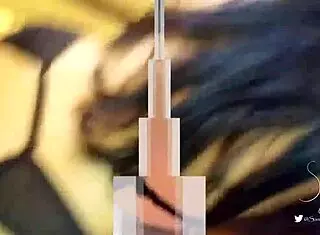 Teen amateur begs for anal penetration