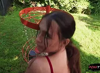 Teen Bent Over Fucking Big Cock In Public Park