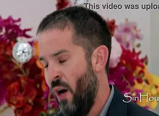 Girlfriend's pussy bankrolls lifestyle, now raw