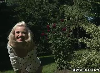 Lesbian Group Licks Pussies And Asses During Outdoor Picnic Sex